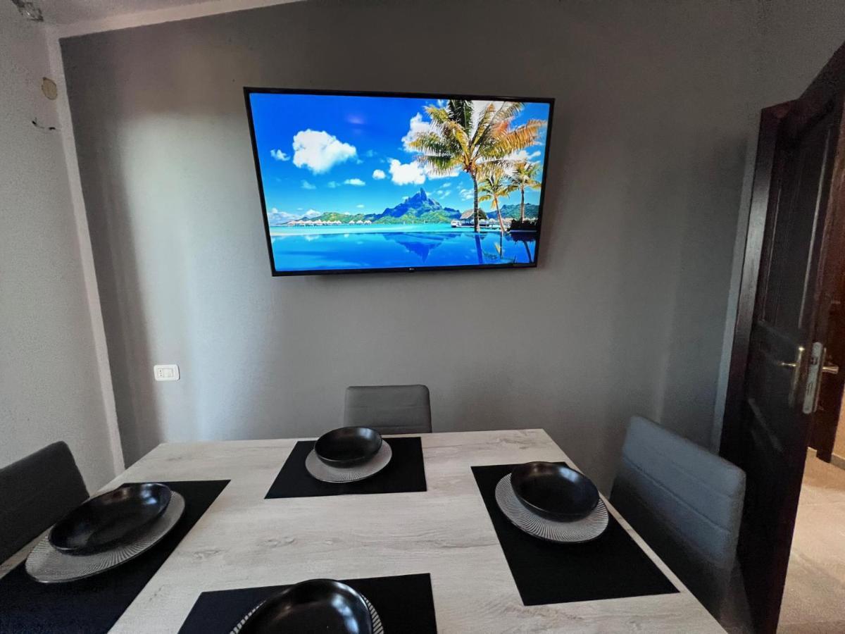 באדזי Calypso Home Sea View מראה חיצוני תמונה