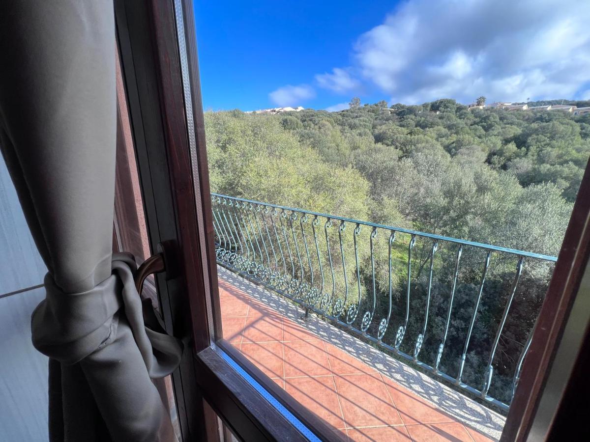 באדזי Calypso Home Sea View מראה חיצוני תמונה