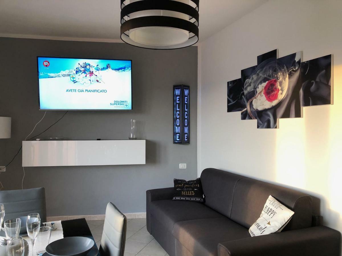 באדזי Calypso Home Sea View מראה חיצוני תמונה
